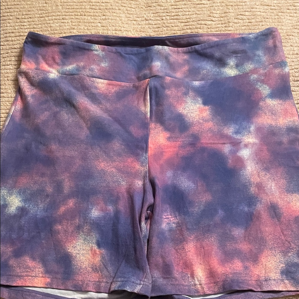 LuLaRoe Women's Multicolor Tie-Dye Bike Shorts